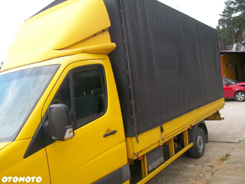 Mercedes-Benz SPRINTER - 6