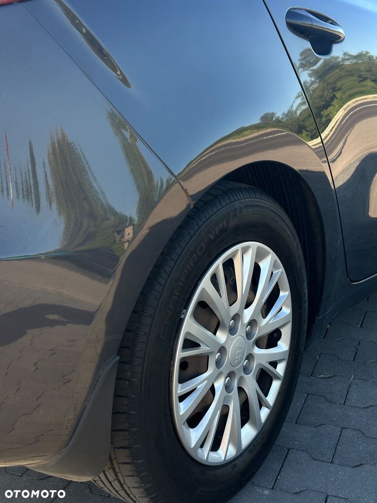 Kia Ceed 1.6 CRDi S - 10