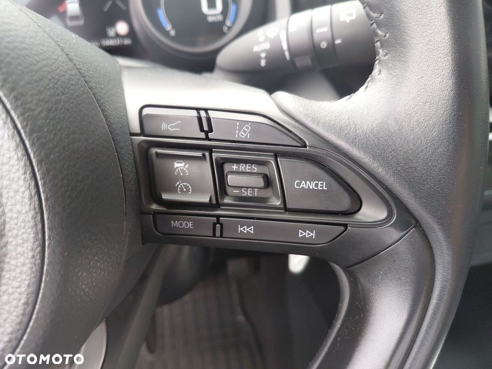 Toyota Yaris Cross Hybrid 1.5 Comfort - 23
