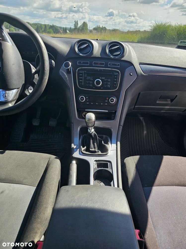 Ford Mondeo 1.6 T Ambiente - 7