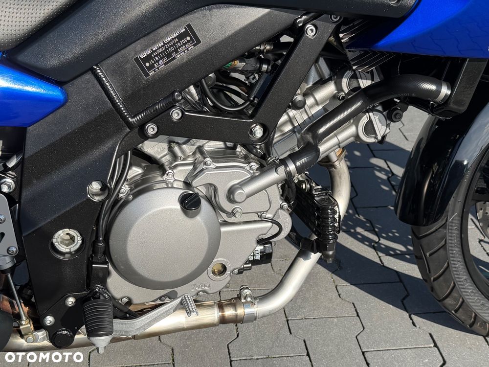 Suzuki V-STROM - 13
