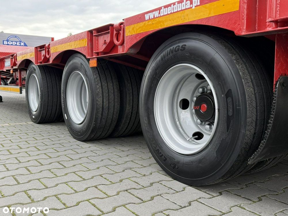 Bodex NN3J Ładowność: 26.500kg 3osie SAF Przednia Podnoszona WABCO - 18