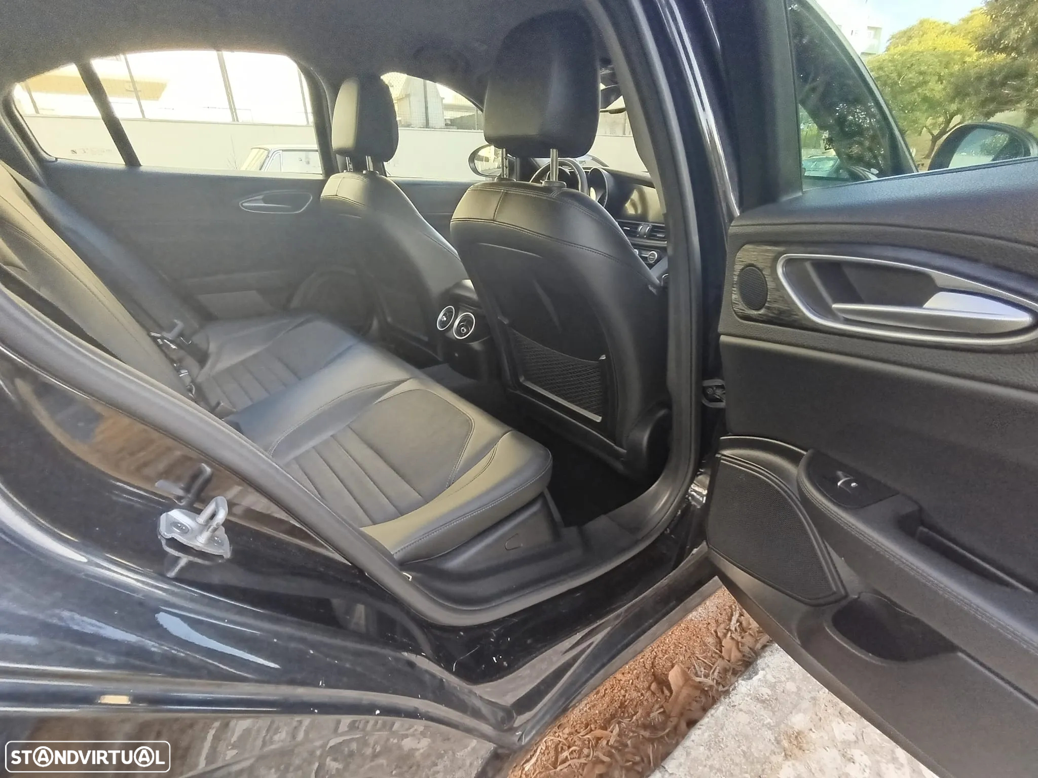 Alfa Romeo Giulia 2.2 D Super AT8 - 24