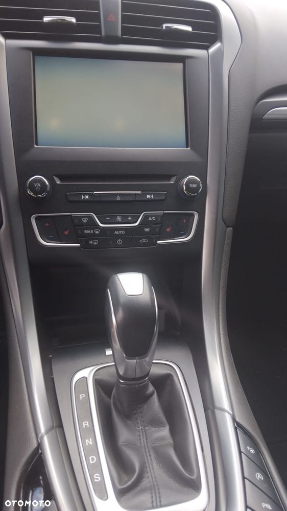Ford Mondeo - 8