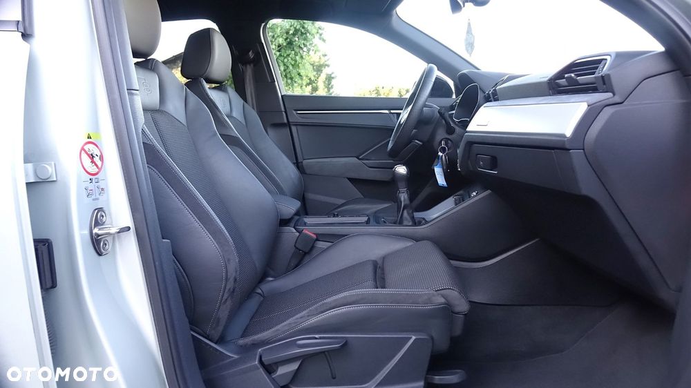 Audi Q3 Sportback - 29
