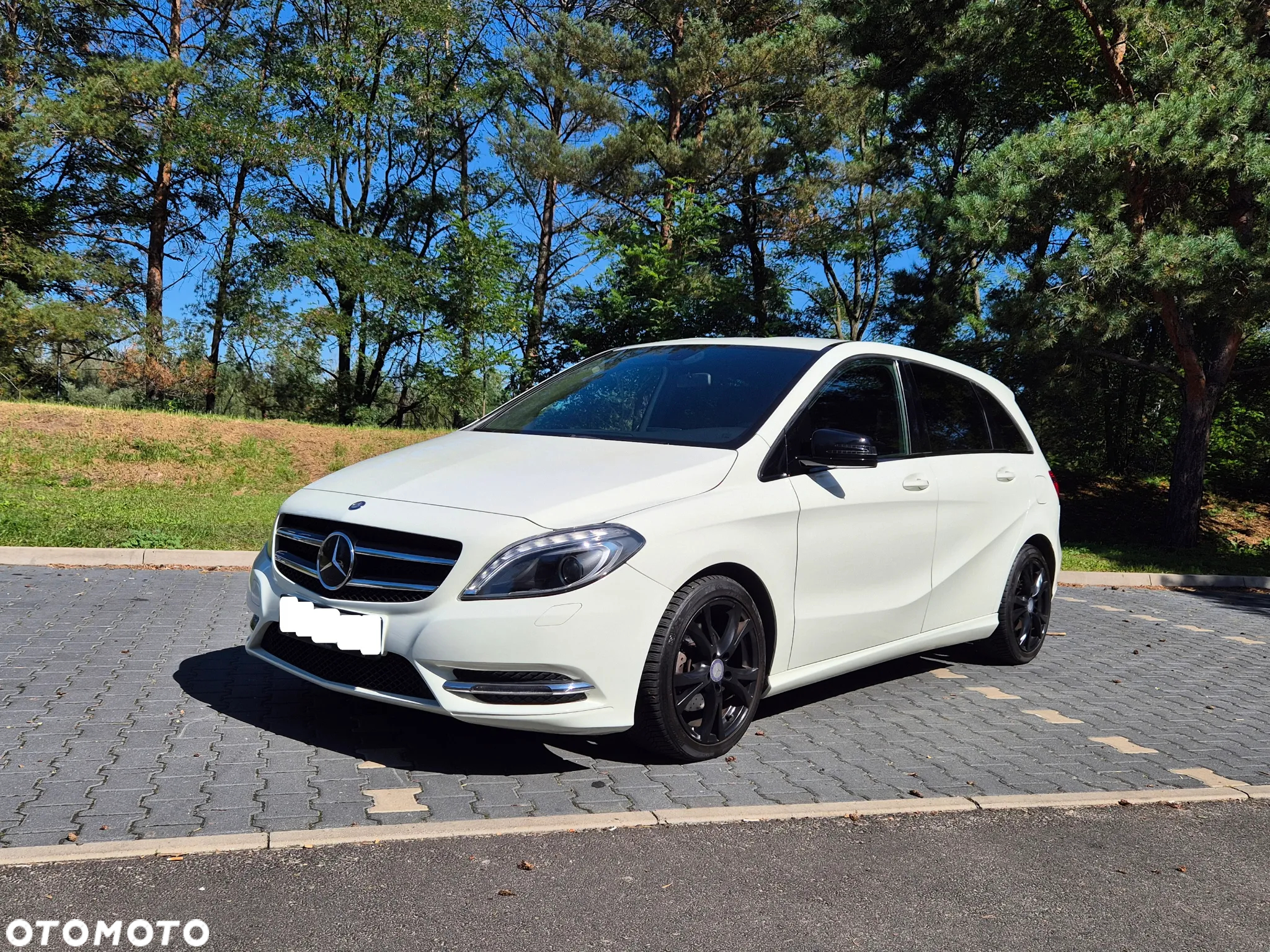 Mercedes-Benz Klasa B 200 Edition - 11