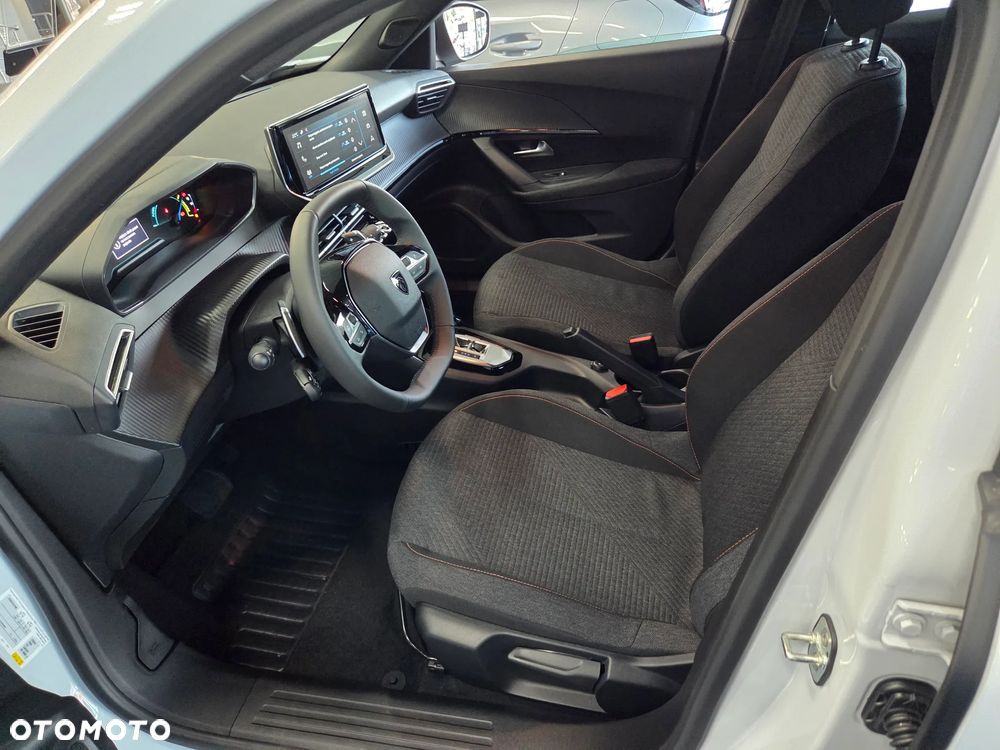 Peugeot 2008 PureTech mHEV Style e-DCS6 - 7