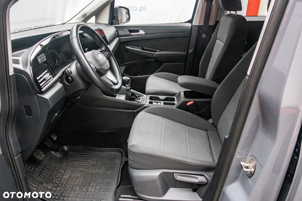 Ford Tourneo Connect Grand - 17