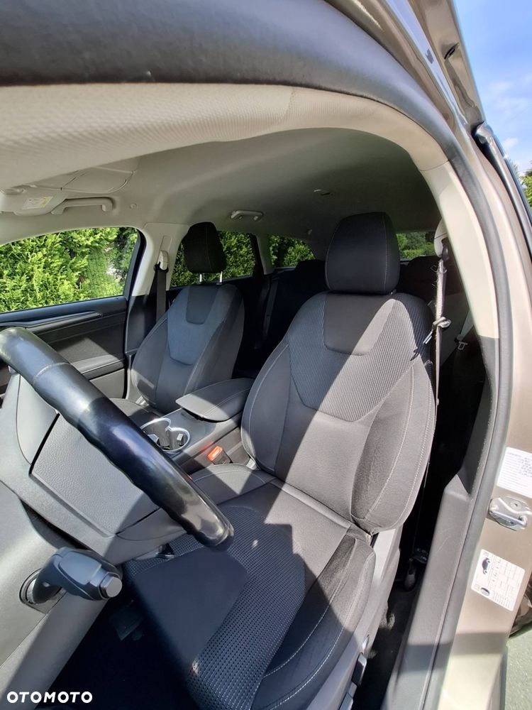 Ford Mondeo 2.0 EcoBlue Titanium - 16