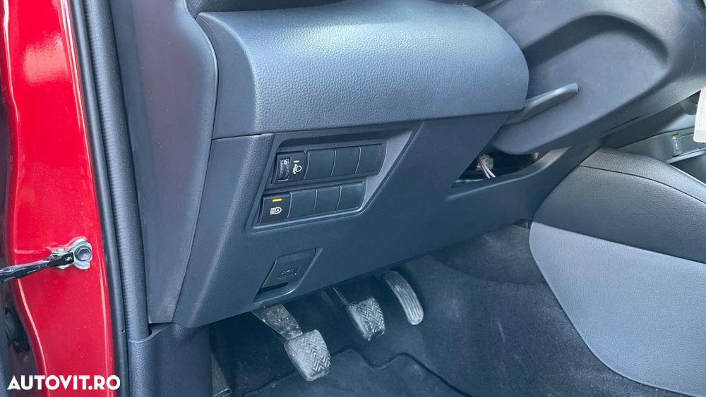 Toyota Yaris 1.5 L Dynamic - 28