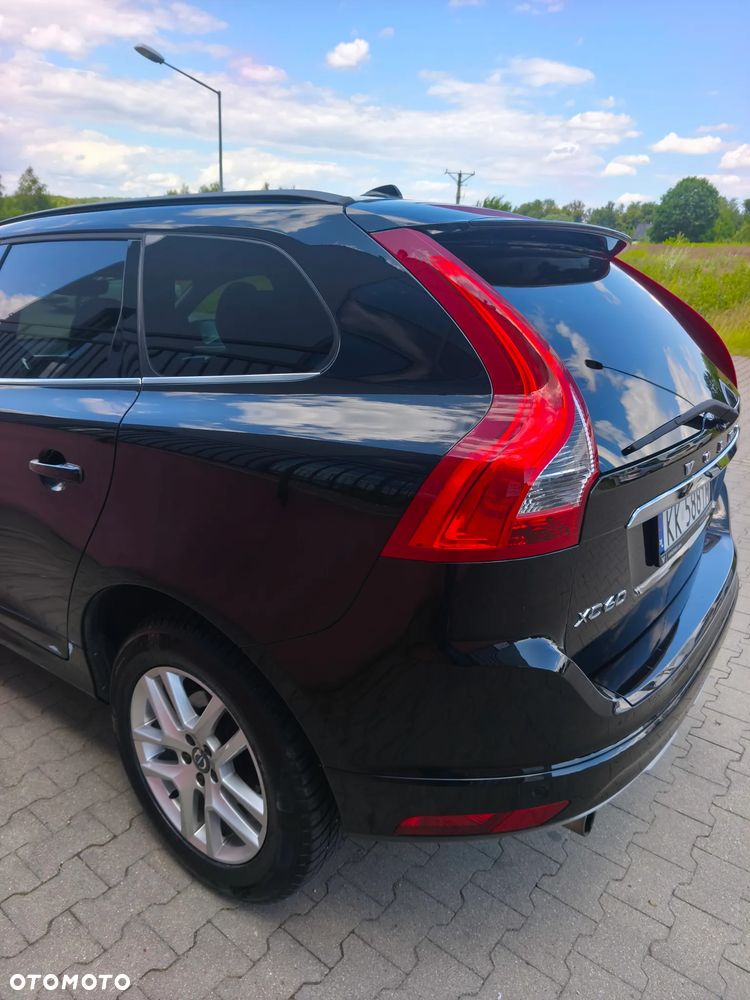 Volvo XC 60 D3 Drive-E Momentum - 8