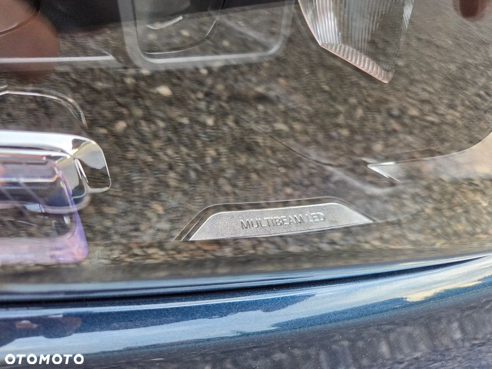 Mercedes-Benz GLB - 13