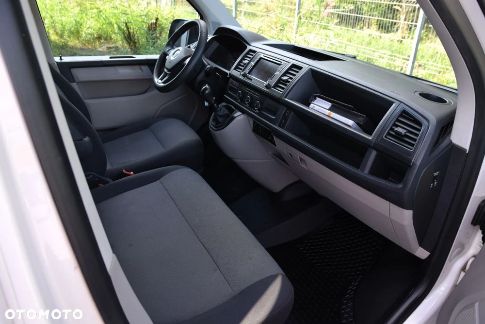 Volkswagen Transporter Lang EU5 - 6