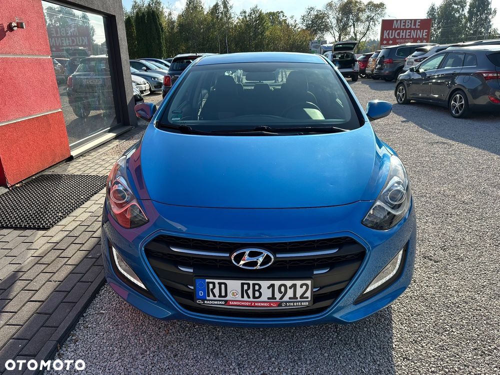 Hyundai i30 1.4 BlueDrive Classic + - 6