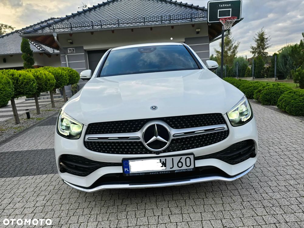Mercedes-Benz GLC - 33