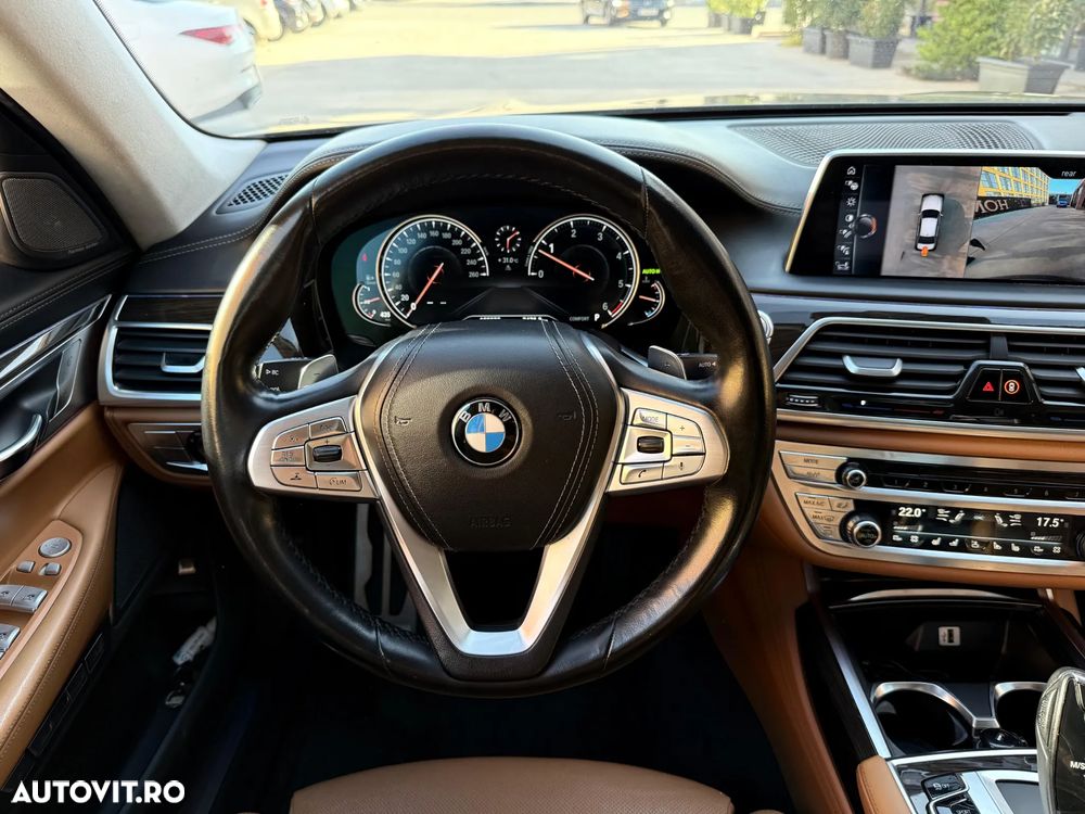 BMW Seria 7 740d xDrive - 11