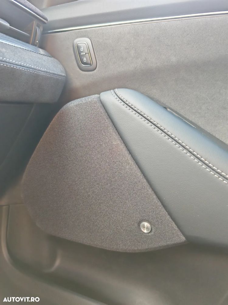 Ford Mustang Mach-E AWD GT - 18