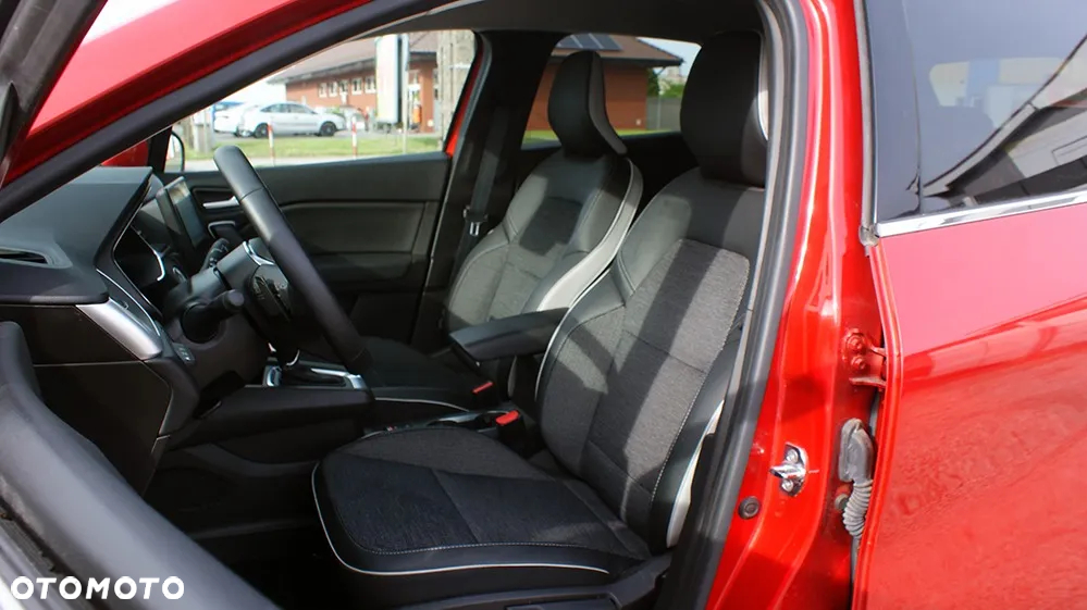 Renault Captur 1.3 TCe mHEV Intens EDC - 9