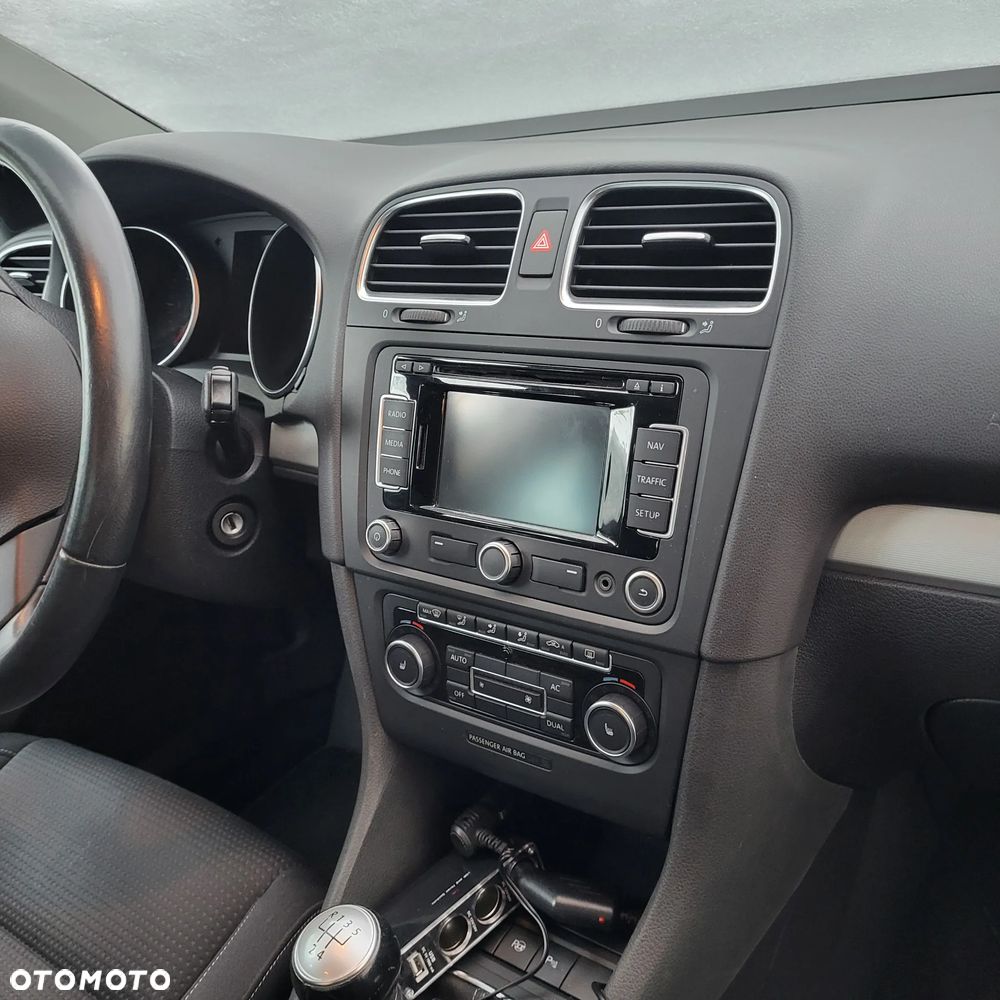 Volkswagen Golf 1.6 TDI DPF Team - 8