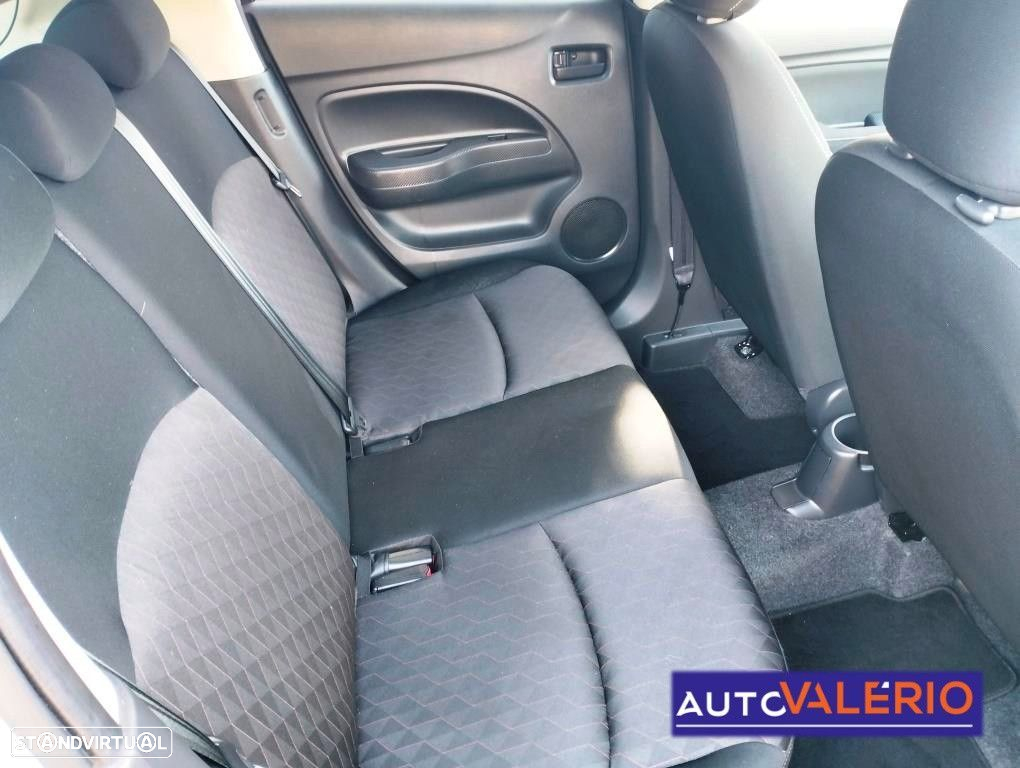 Mitsubishi Space Star 1.2 Intense Connect Edition - 29