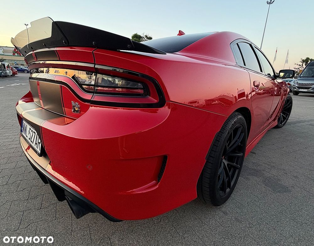 Dodge Charger 6.4 Scat Pack - 4