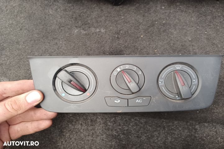 Comanda AC 6J0820045 6J0820045 Seat Ibiza 4 6J [2008 - 2012] SC hatch - 2