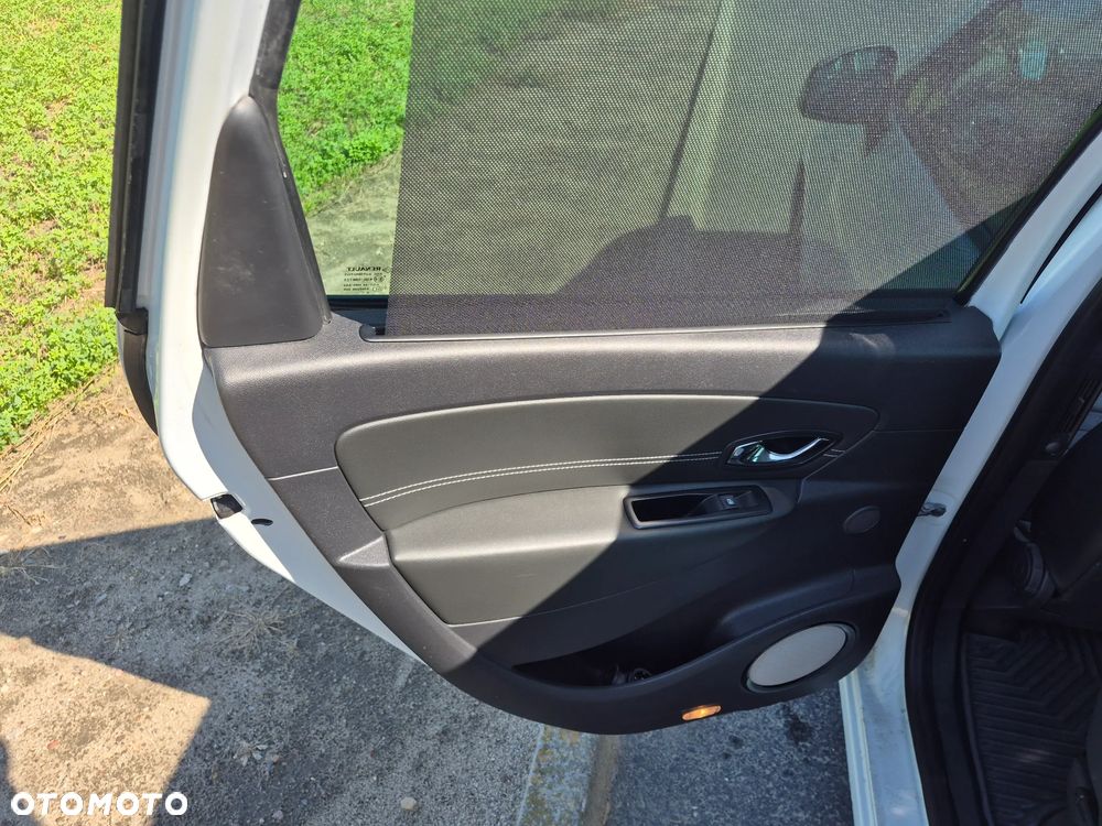 Renault Scenic - 10