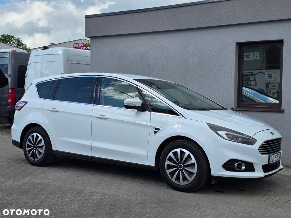 Ford S-Max 2.0 TDCi Titanium PowerShift - 2