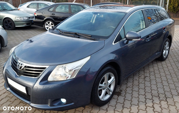 Toyota Avensis 2.0 D-4D Sol+NAVI