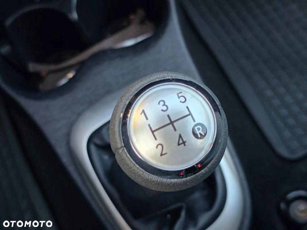 Toyota Yaris 1.0 Luna - 26