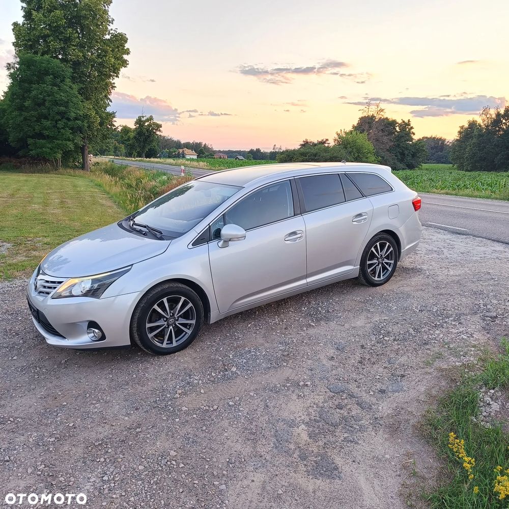Toyota Avensis 2.0 D-4D Comfort - 7