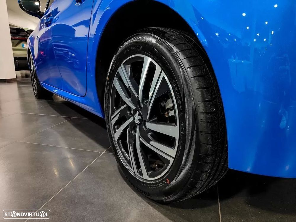 Peugeot 208 1.2 PureTech Allure EAT8 - 23