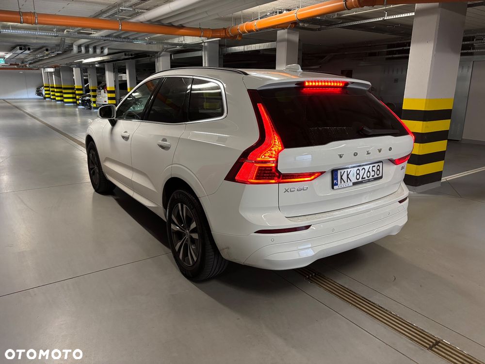 Volvo XC 60 B4 B Geartronic Momentum - 4