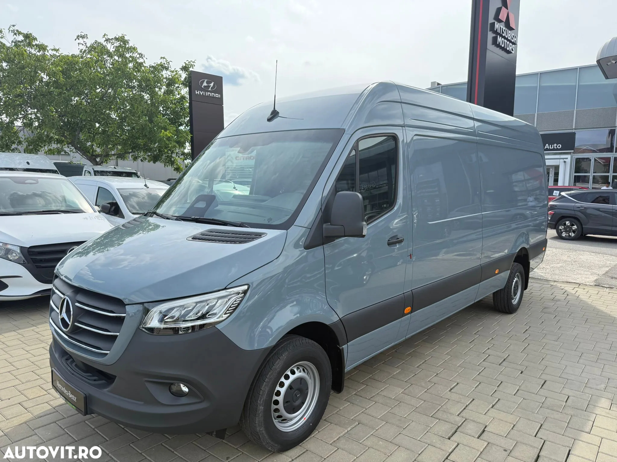 Mercedes-Benz Sprinter - 3