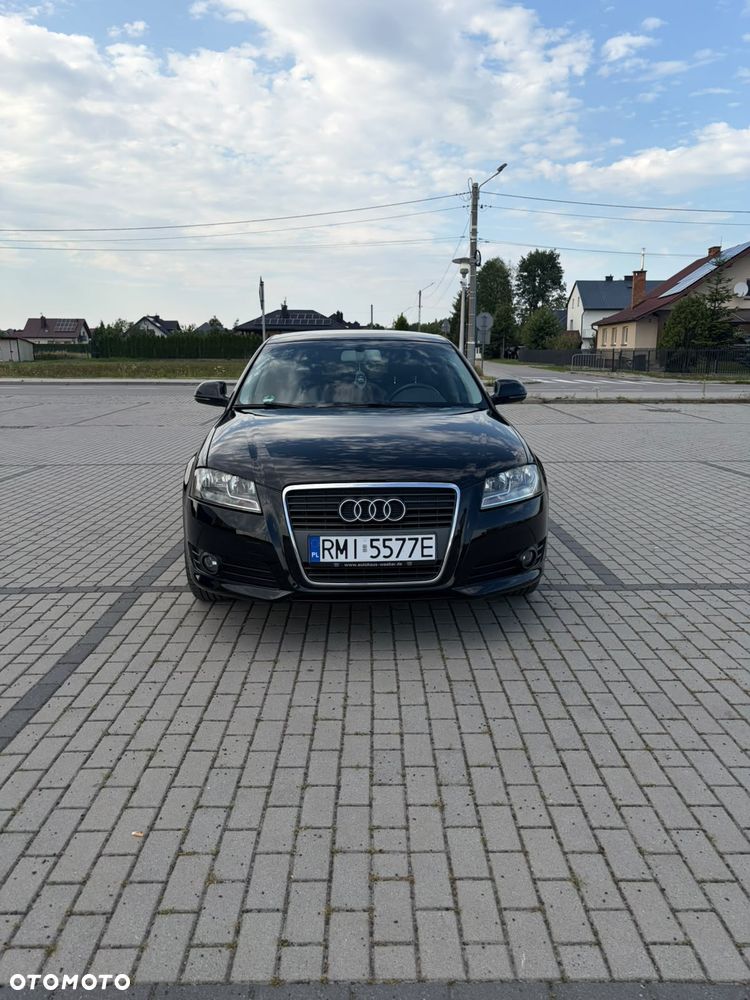 Audi A3 Sportback - 2