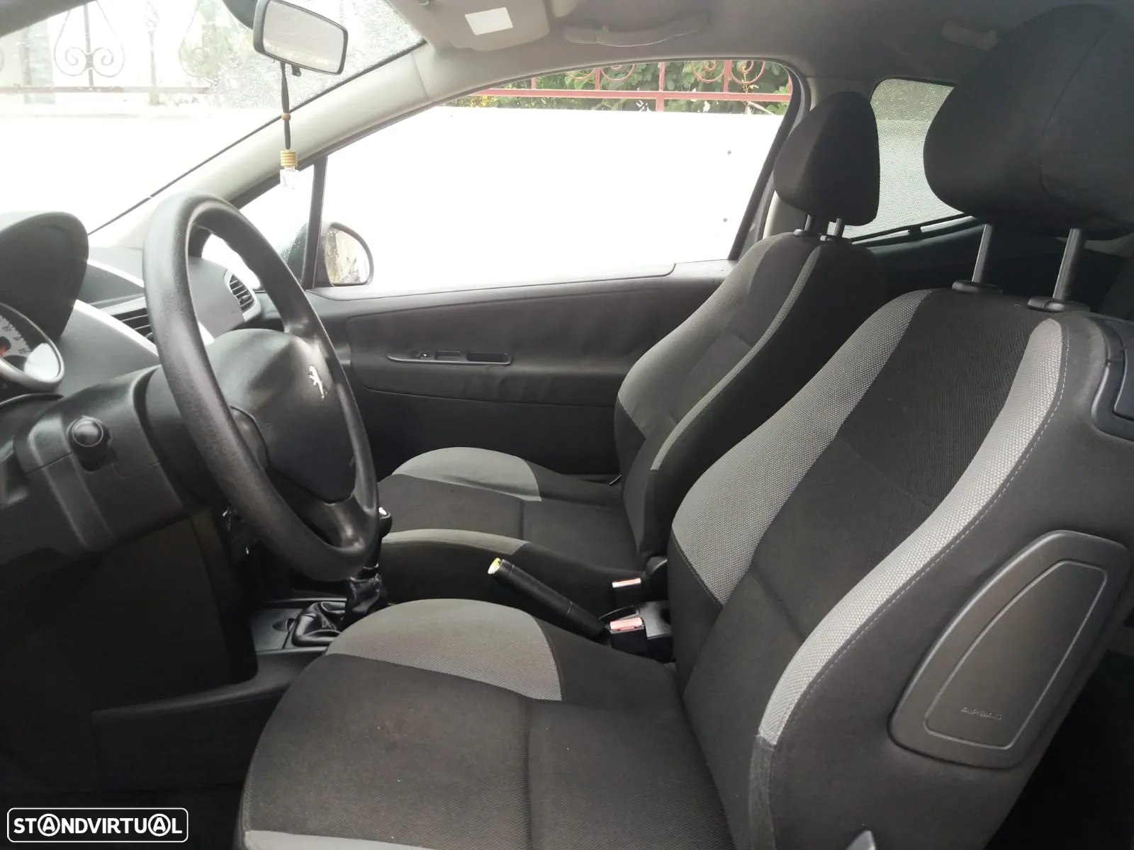 Peugeot 207 1.4 HDi Urban - 6