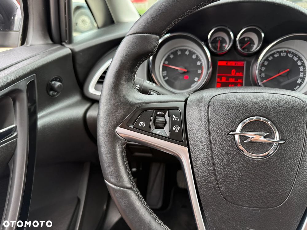 Opel Astra 1.4 Turbo Innovation - 14