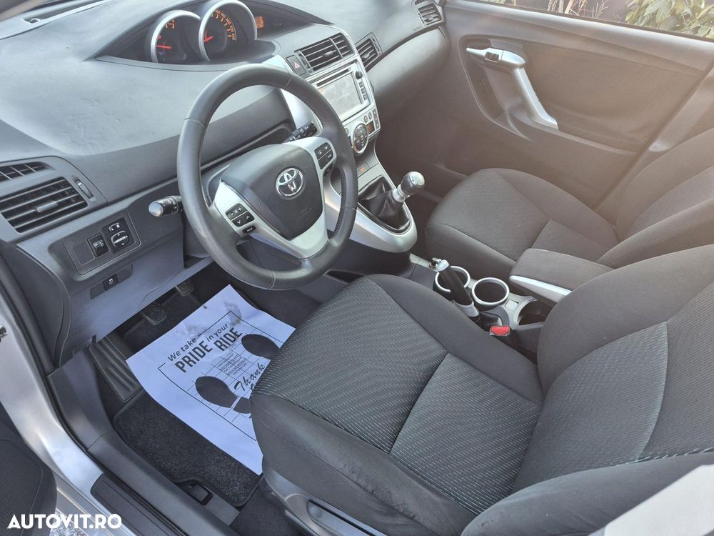 Toyota Verso - 8