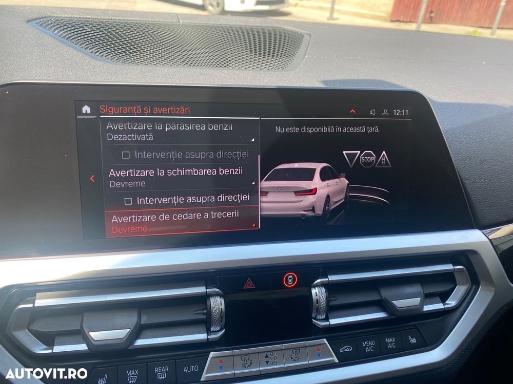 BMW Seria 3 320d xDrive AT MHEV - 21