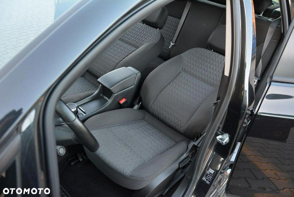 Opel Astra 1.4 Turbo Active - 19