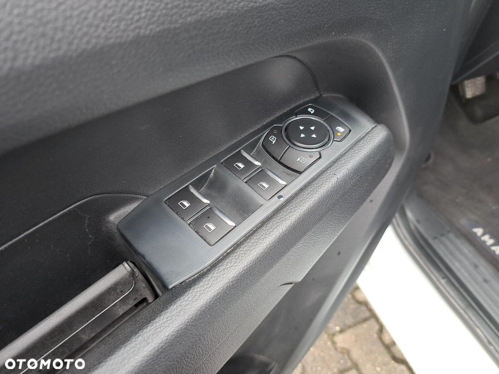 Volkswagen Amarok PRO 2,0TDI 170KM, 6-bieg. manualna 4MOTION rozstaw osi 3270 mm - 27