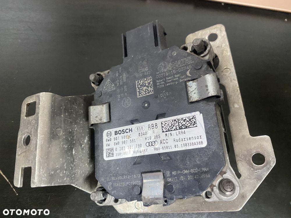 AUDI A4 B9 A5 8W0907561C PRAWY RADAR DISTRONIC