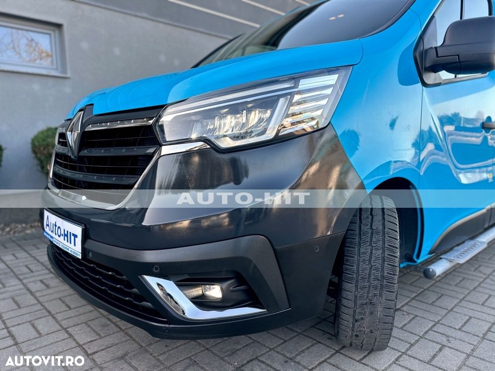 Renault Trafic - 11