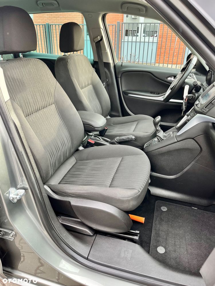 Opel Zafira - 17