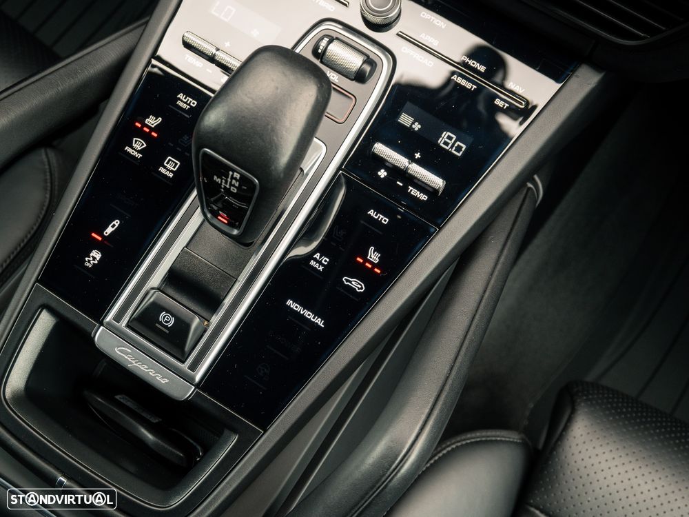 Porsche Cayenne E-Hybrid Tiptronic S - 34