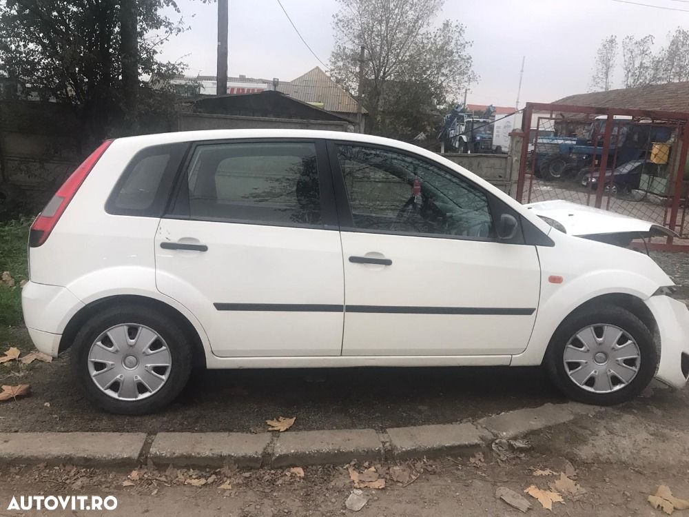 Dezmembrari  Ford FIESTA Mk 5  2001  > 2010 1.3 Benzina - 1