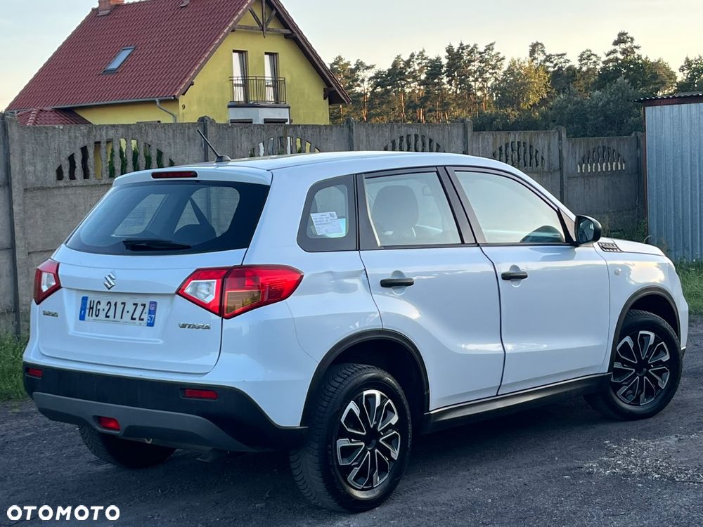 Suzuki Vitara - 10