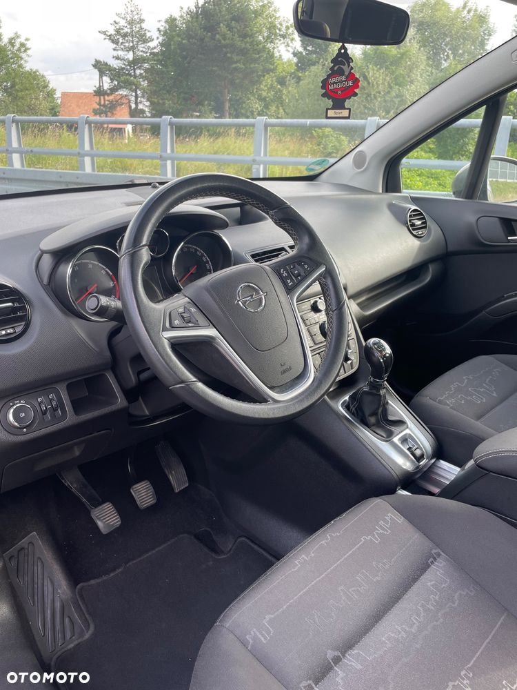 Opel Meriva - 15