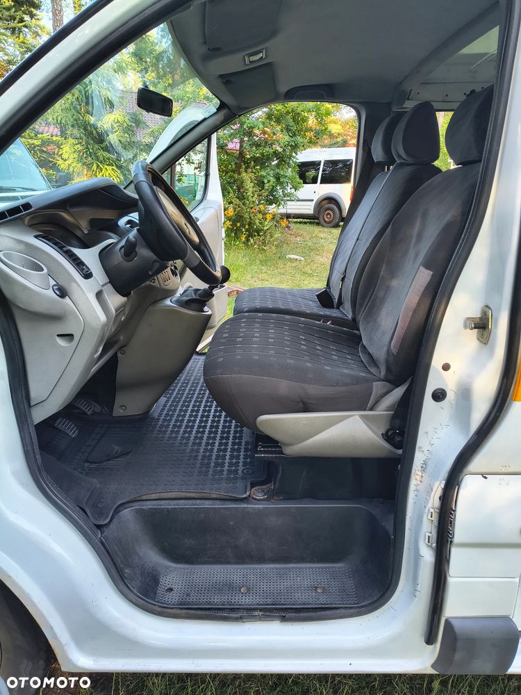 Renault Trafic - 13