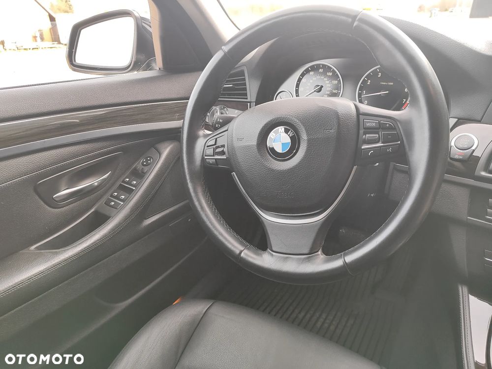 BMW Seria 5 535i - 21